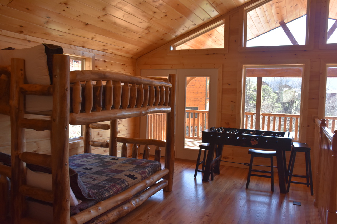 3 bedroom cabins in gatlinburg
